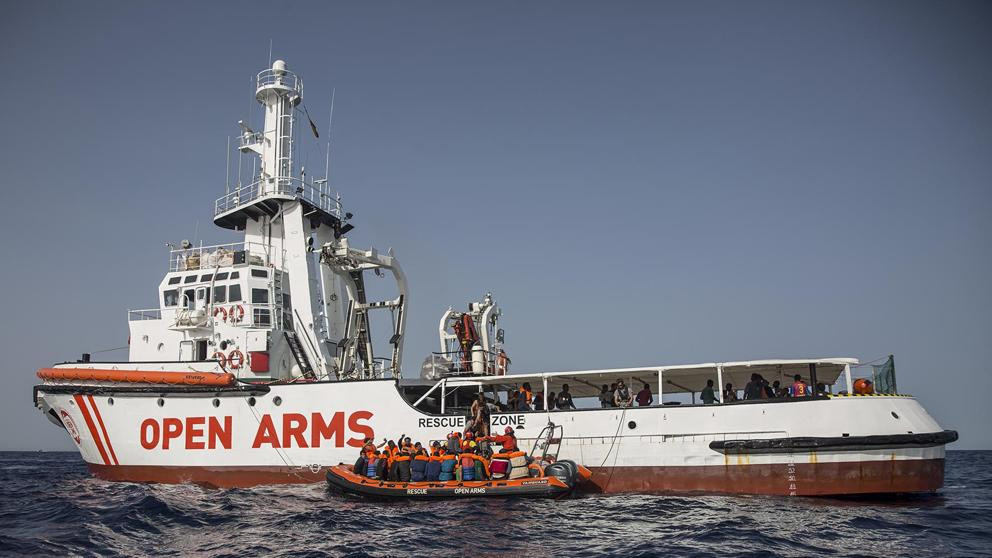 Rescate del Open Armas en el mediterraneo