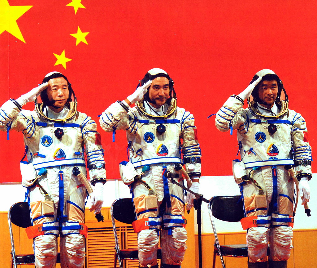 Taikonautas chinos llegados del espacio